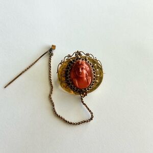 Vintage 14k Cameo Brooch with Coral cameo